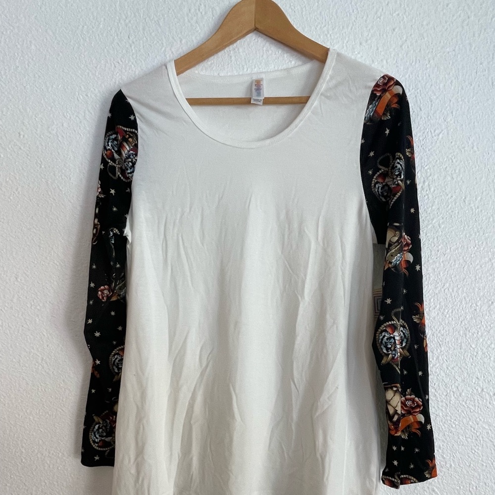 LulaRoe Lynnae - L